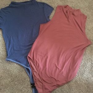SET OF 2 BODY SUITS